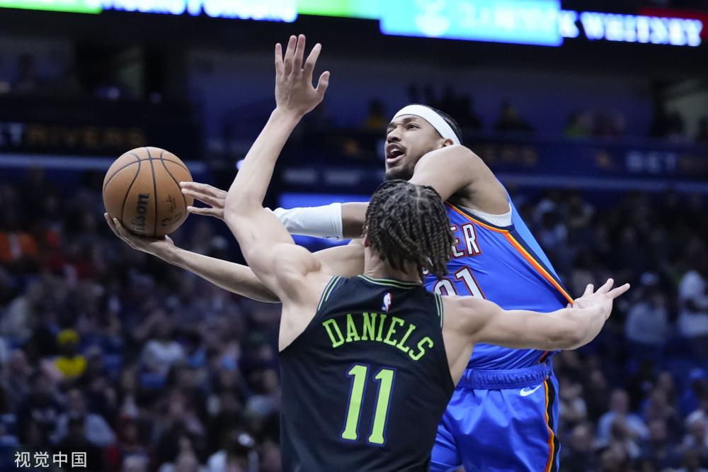 约基奇轰39+10+10也无缘今日最佳！没办法，40岁老詹绝杀+创3纪录.